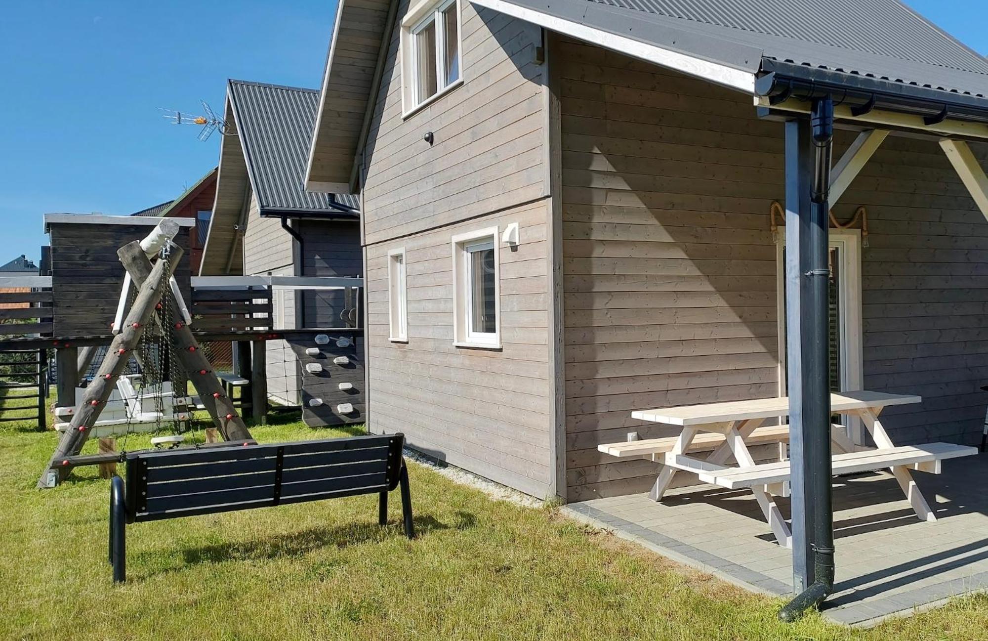 Port Relaks Klimatyzowane Domy Caloroczne W Rewalu Exteriér fotografie